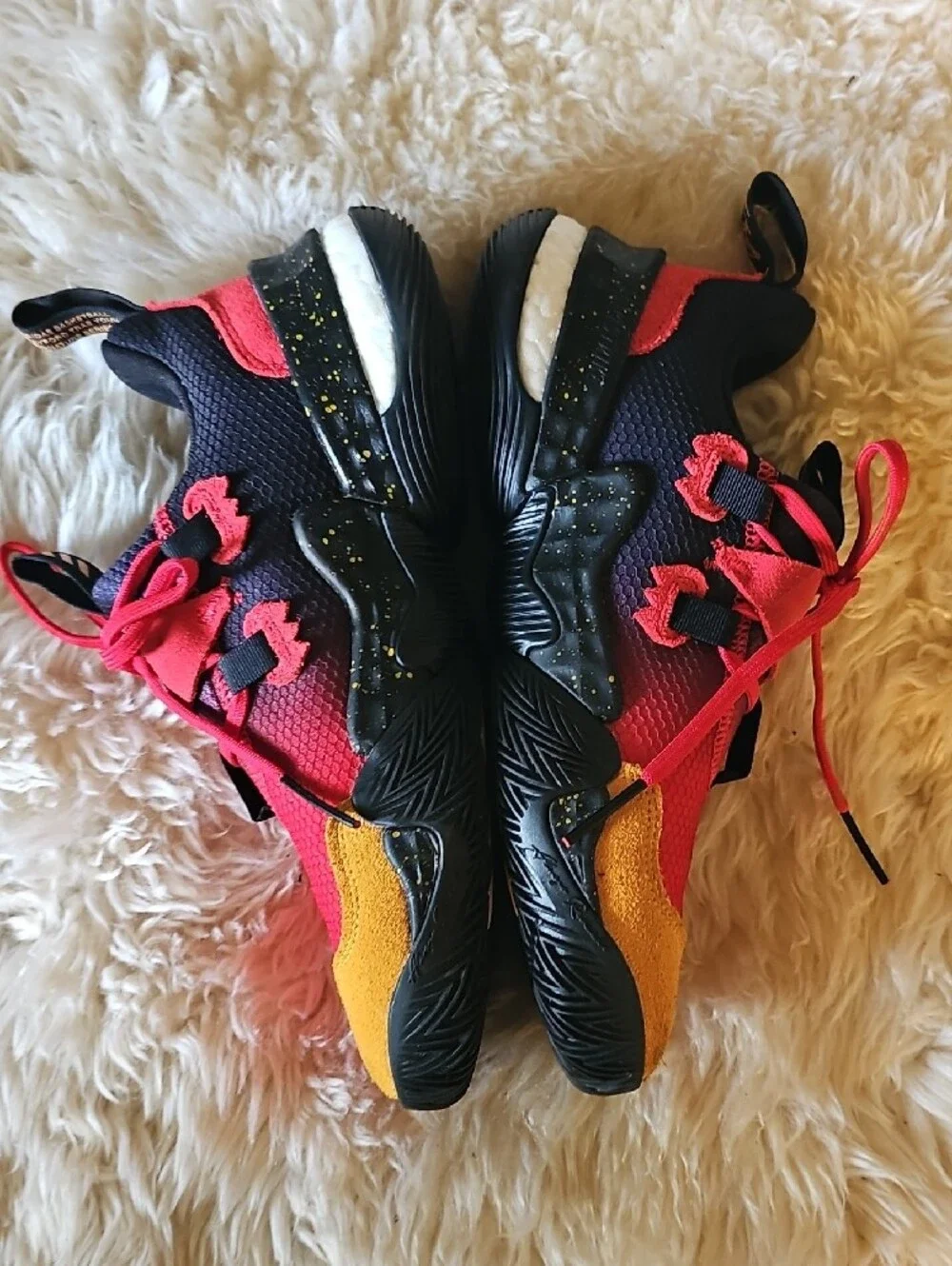 ADIDAS Trae Young 1 Size 7